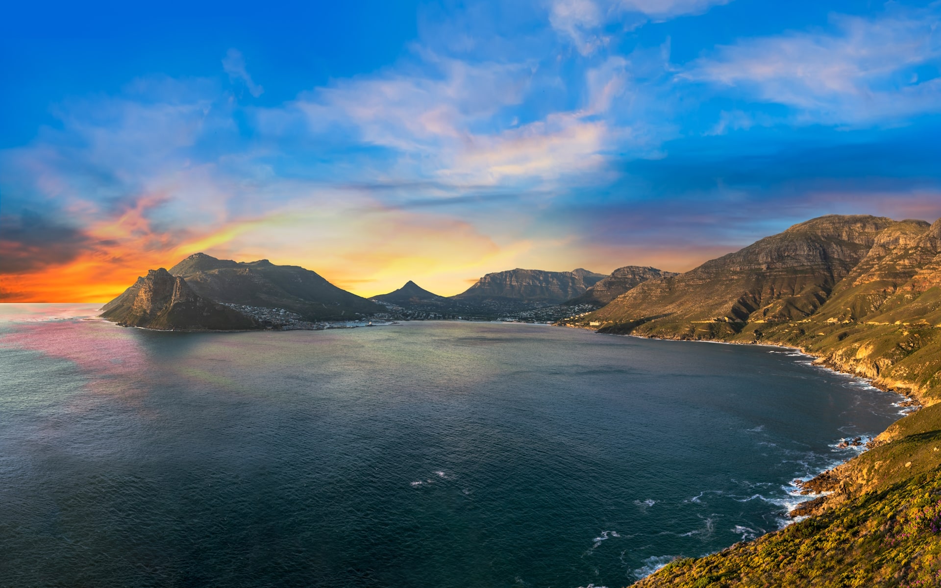Bautiful sunsets in Hout Bay Cape Town South Africa