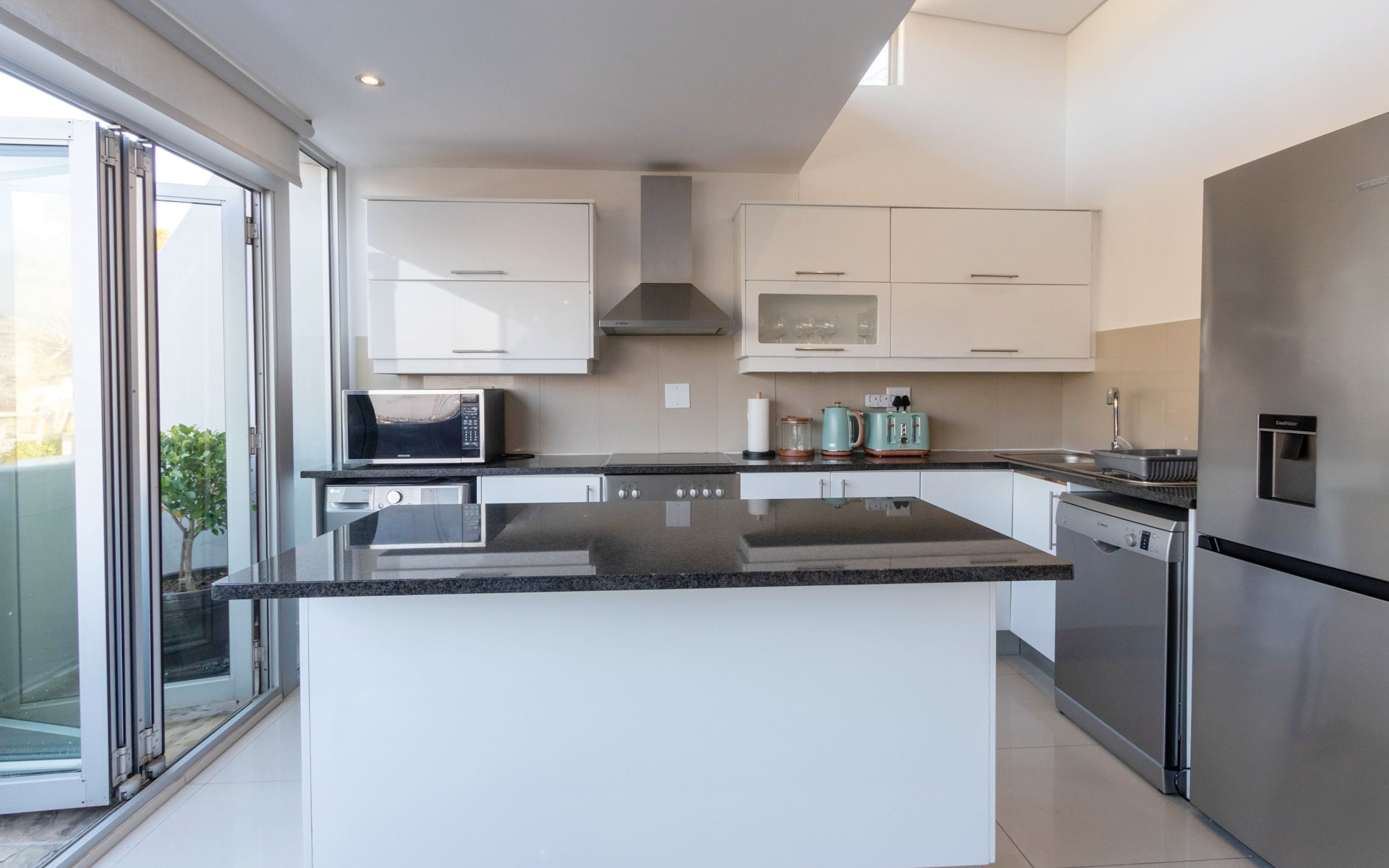 Victoria Views holiday rental unit with views in Hout Bay stylish kitchen