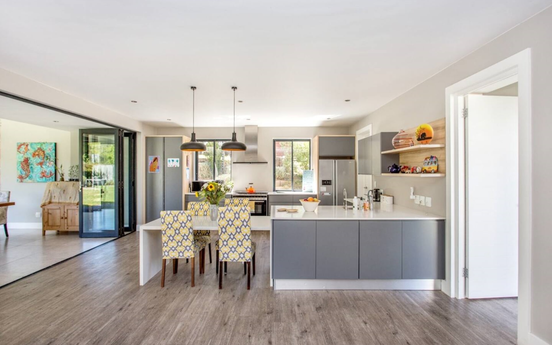Luxury family home rental in Hout Bay with gas hob